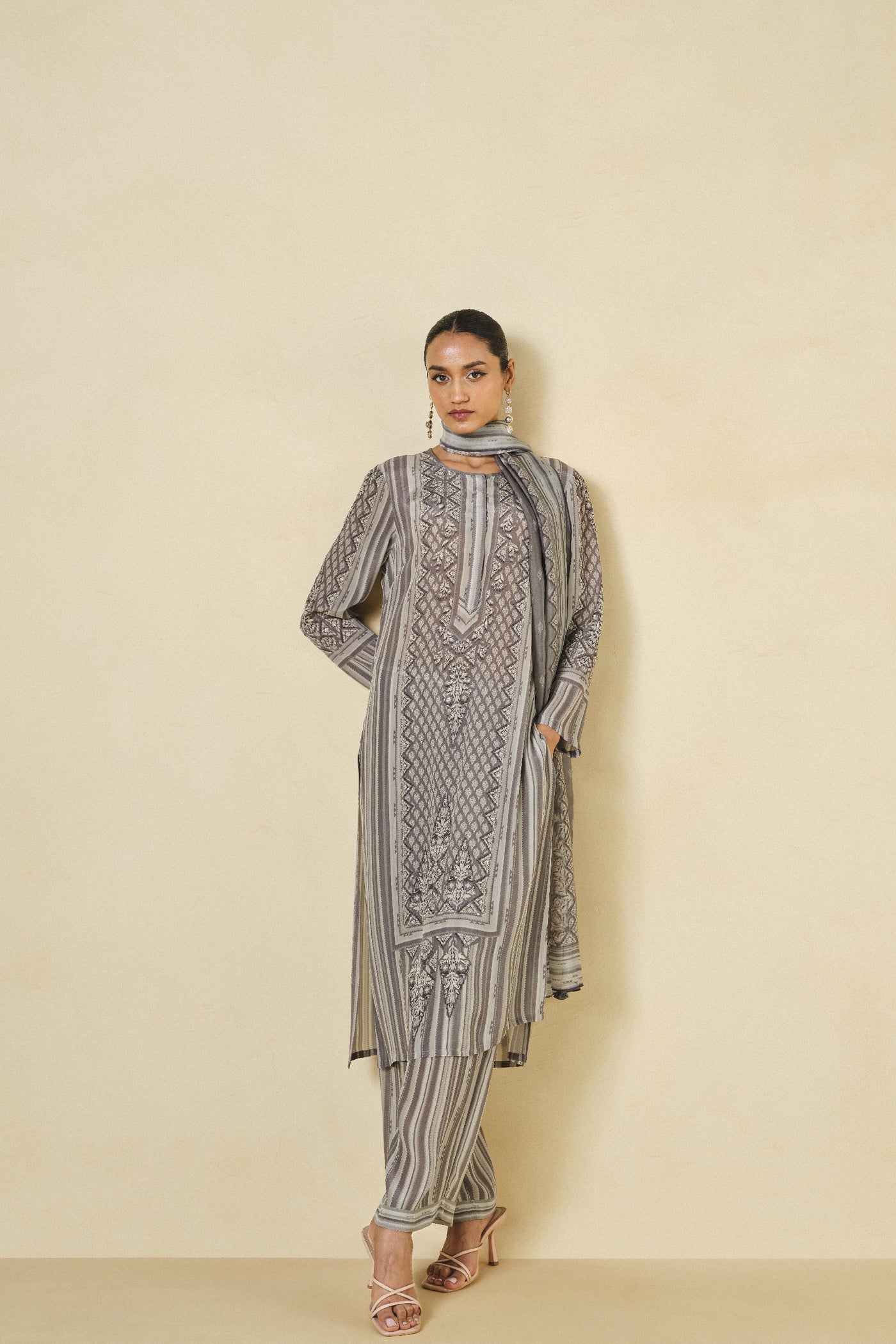 Anita Dongre Astilbe Suit Set Grey indian designer wear online shopping melange singapore