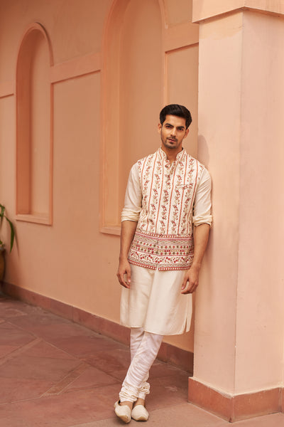 Chhavvi Aggarwal Menswear Ivory Kurta Set With Printed Bundi indian designer wear online shopping melange singapore