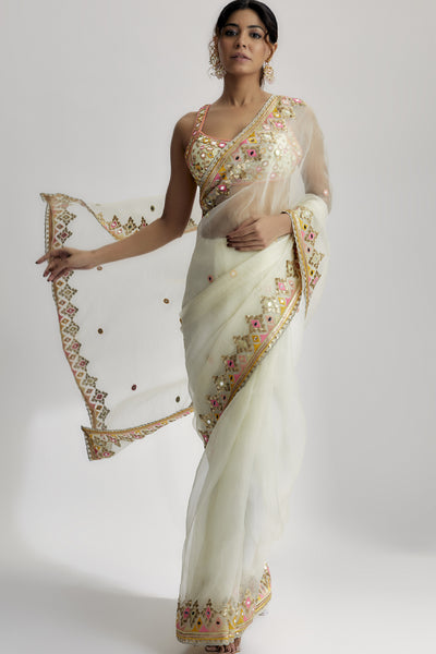 Gopi Vaid Maahi Saree Set Indian designer wear online shopping melange singapore 