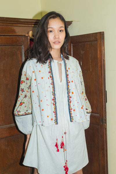 Nika Nikasha Hand woven embroidered box pleated jacket white Indian Designer wear Melange Singapore Online Shopping Sustainable fashion clothing