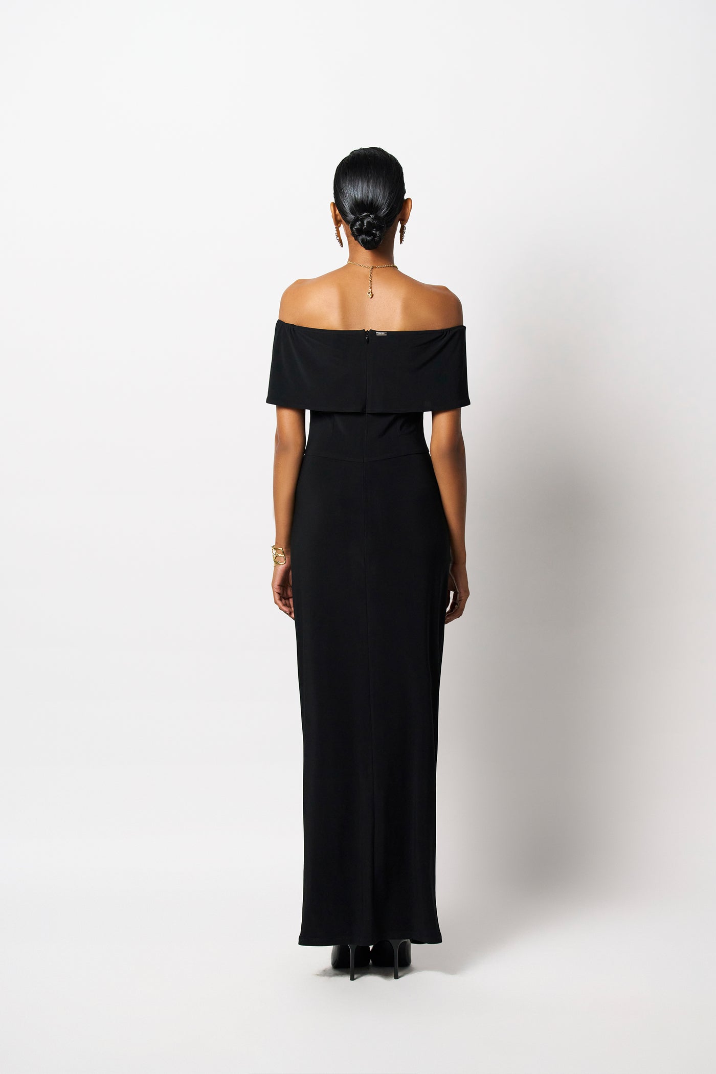431-88 by Shweta Kapur Ana Dress Indian designer wear online shopping melange singapore