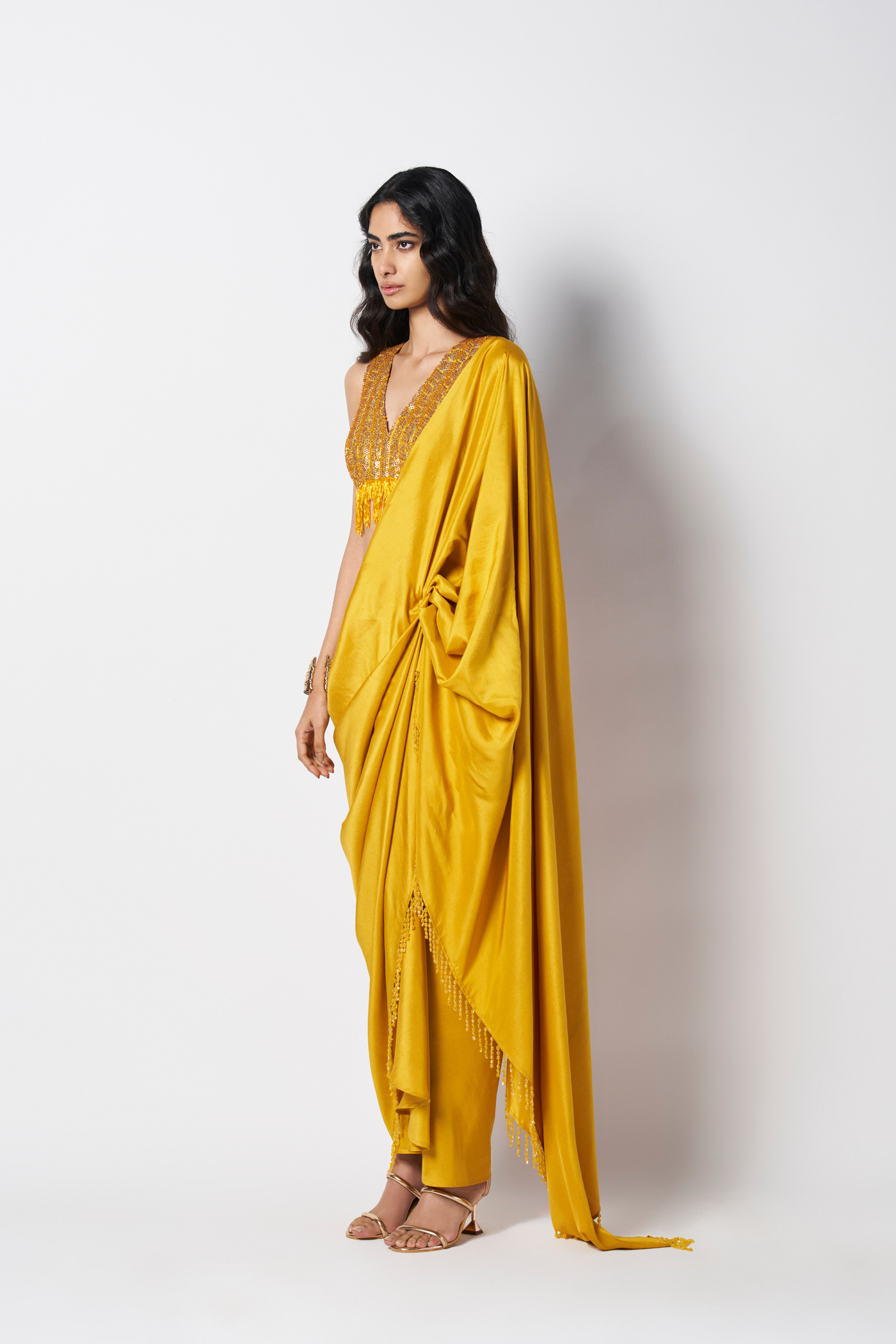 431-88 by Shweta Kapur Beaded Masai Godet Sari Indian designer wear online shopping melange singapore