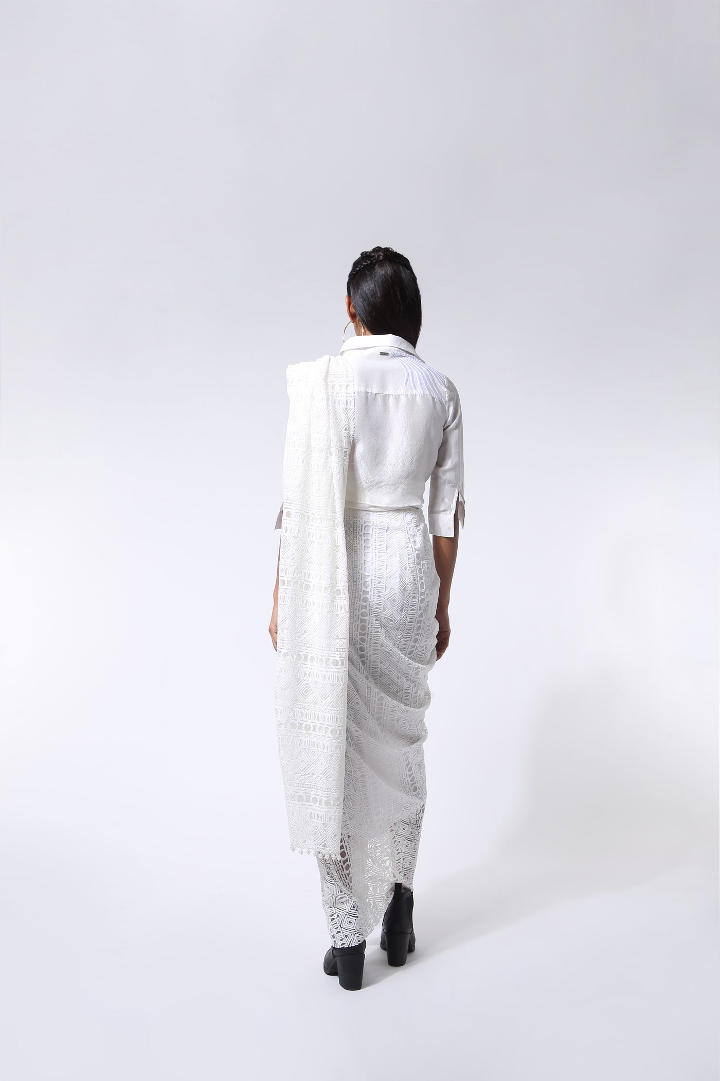 431-88 by Shweta Kapur Godet Sari  indian designer wear online shopping melange singapore