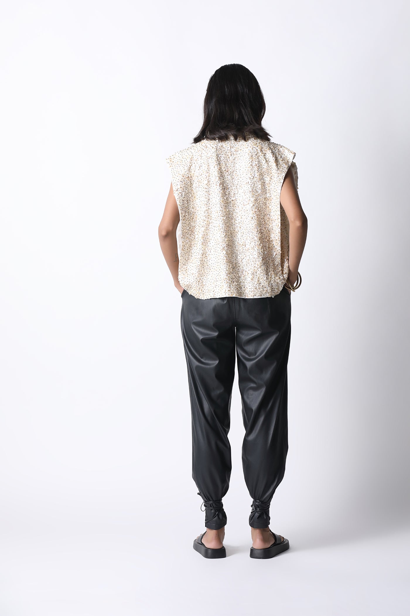 431-88 by Shweta Kapur Shell Jacket indian designer wear online shopping melange singapore