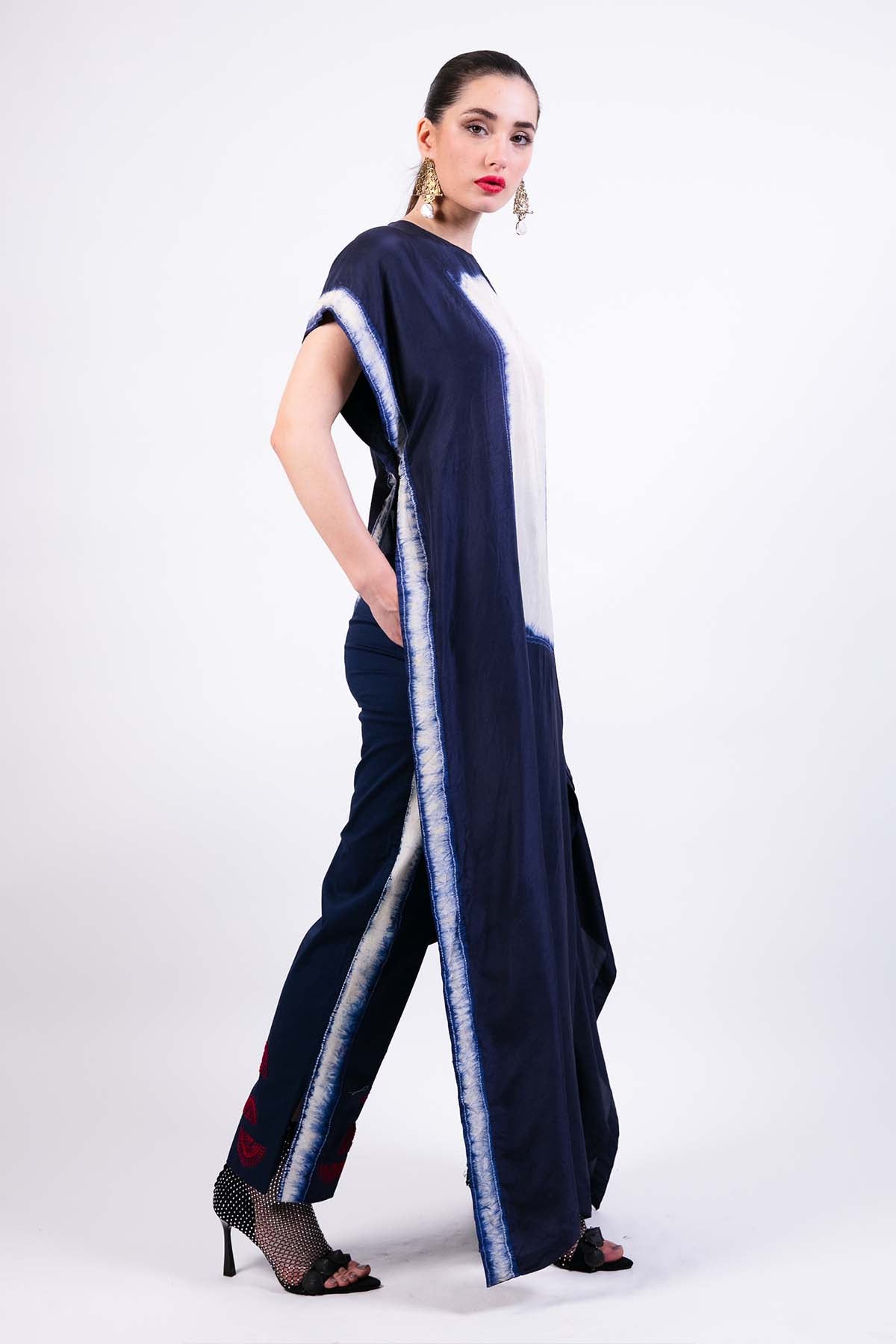 AKOK Shibori Effortless Kaftan indian designer wear online shopping melange singapore 
