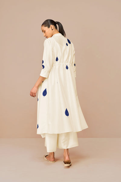 AMPM Zinnia Throw Set Indian designer wear online shopping melange singapore