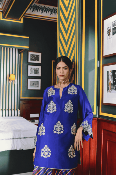 Archana Shah Blue Silk Buta Kurta Set indian designer wear online shopping melange singapore 