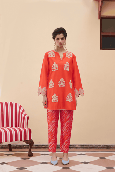 Archana Shah Orange Silk Buta Kurta Set indian designer wear online shopping melange singapore 