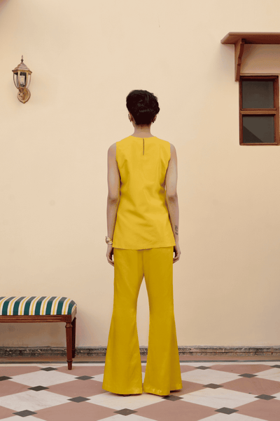 Archana Shah Yellow Silk Zari Hem Kurta Set indian designer wear online shopping melange singapore 