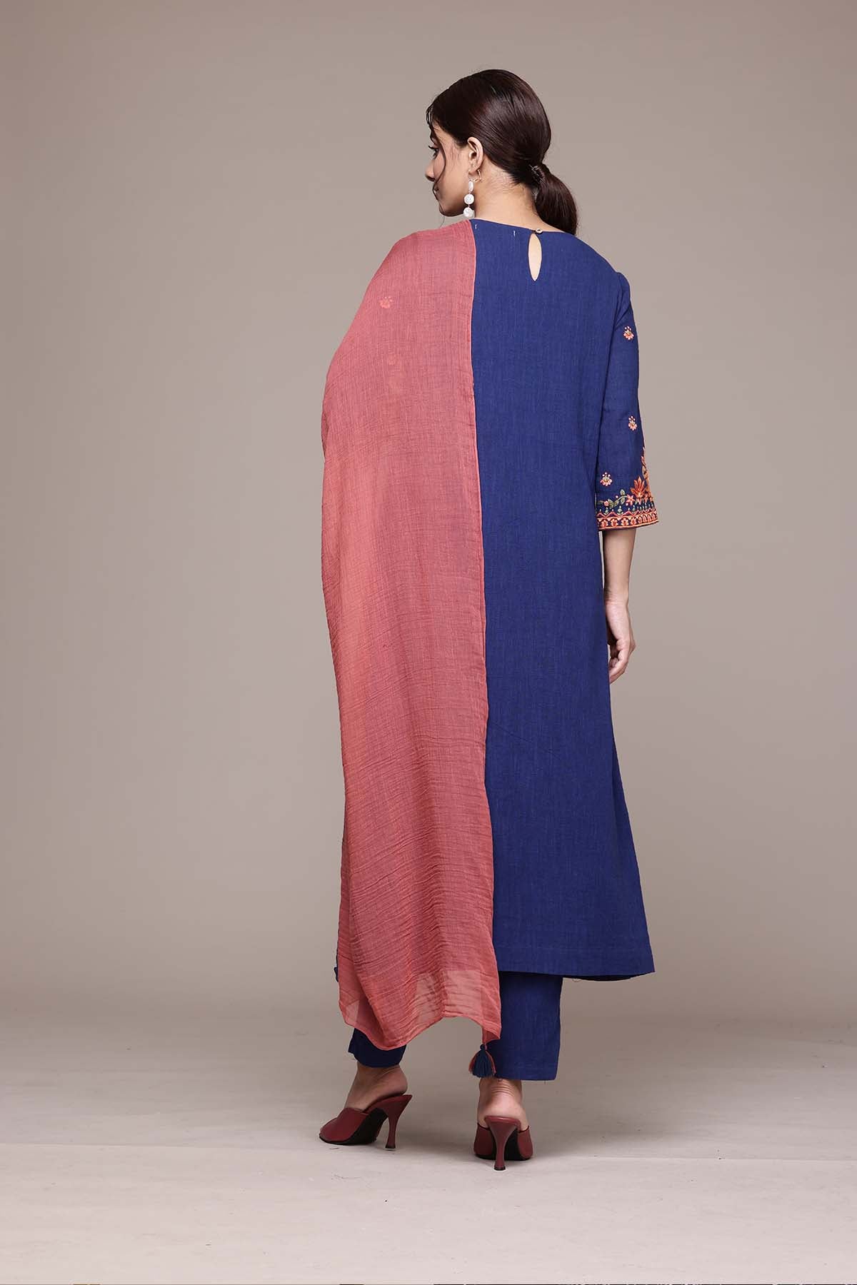 Aarke Ritu Kumar Blue Ashoka Solid Kurta With Pant And Dupatta indian designer wear online shopping melange singapore 