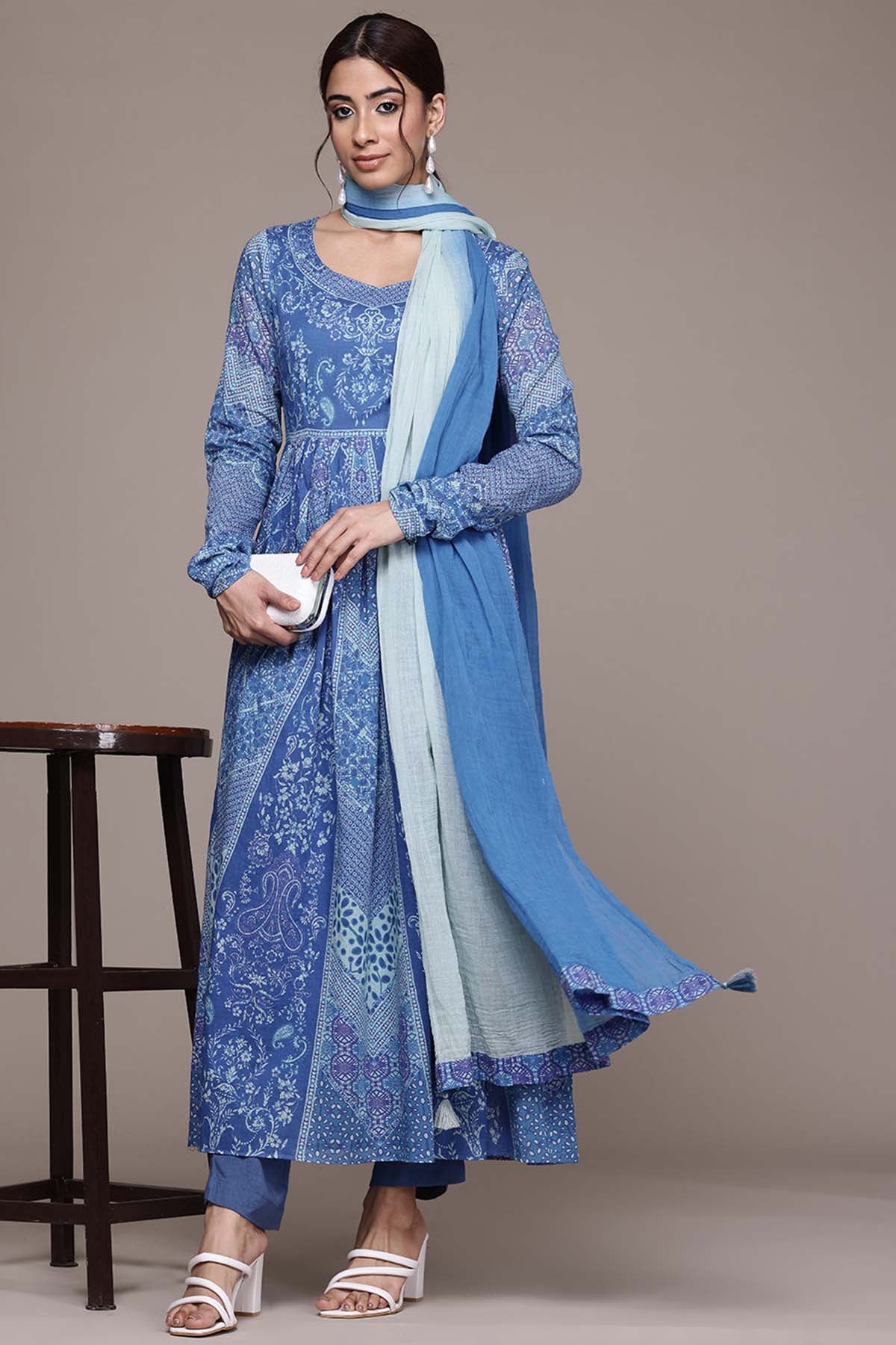 Aarke Ritu Kumar Blue Rukhsar Kurta With Pant And Dupatta indian designer wear online shopping melange singapore 