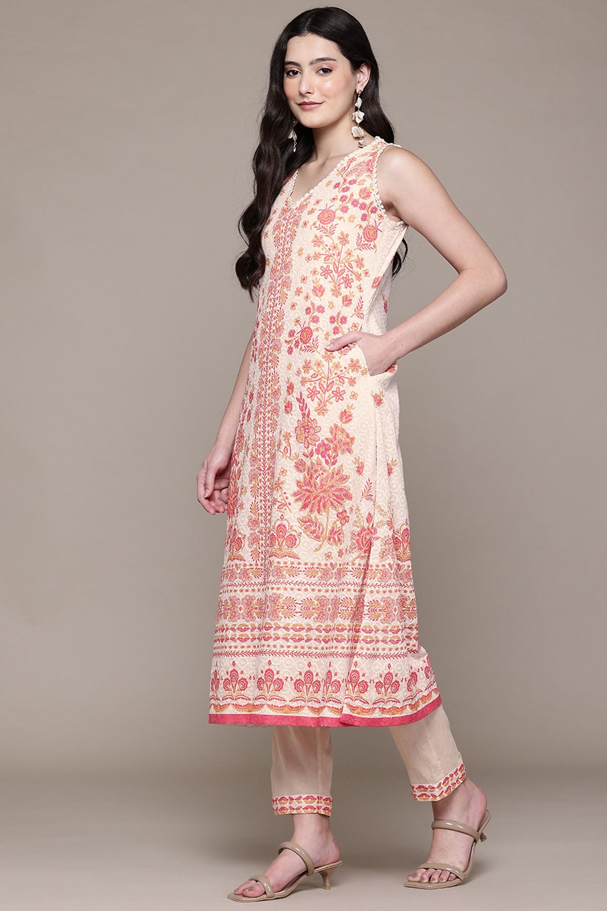 Aarke Ritu Kumar Ecru Calicoo Kurta With Pant And Dupatta indian designer wear online shopping melange singapore 