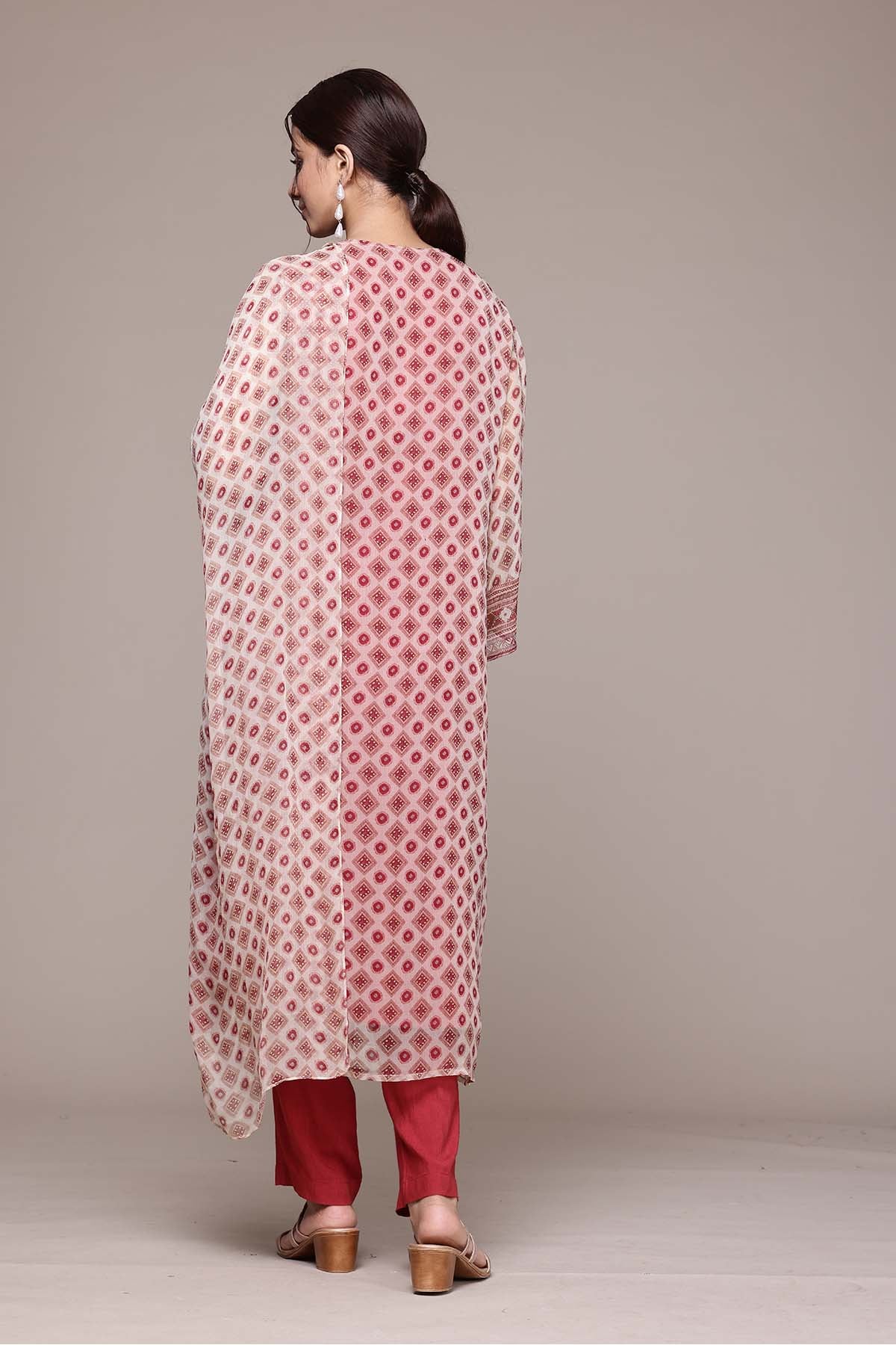 Aarke Ritu Kumar Ecru Khanak Kurta With Pant And Dupatta indian designer wear online shopping melange singapore 