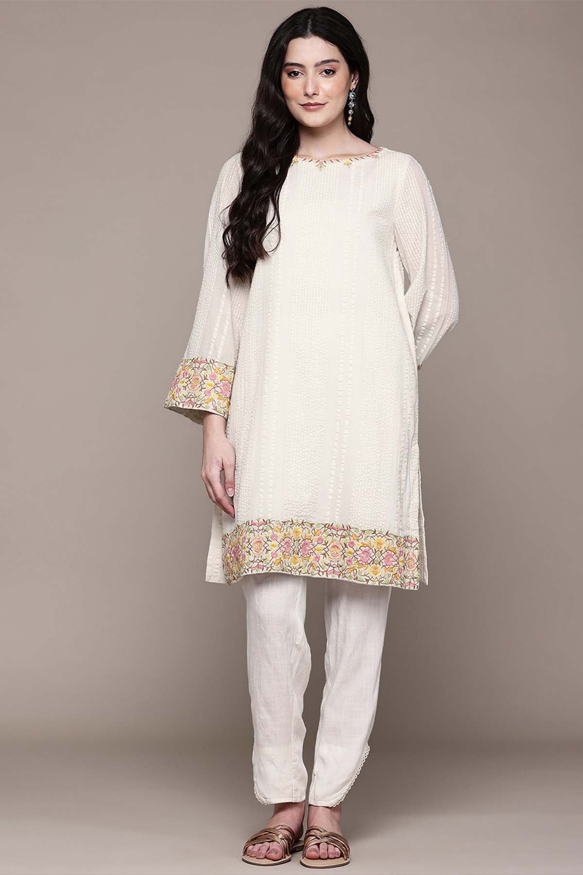Aarke Ritu Kumar White Seersucker Kurta With Pant indian designer wear online shopping melange singapore 