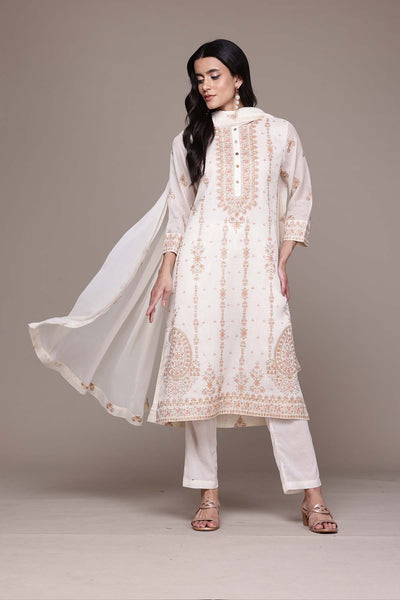 Aarke Ritu Kumar White Shahaab Kurta With Pant And Dupatta indian designer wear online shopping melange singapore 
