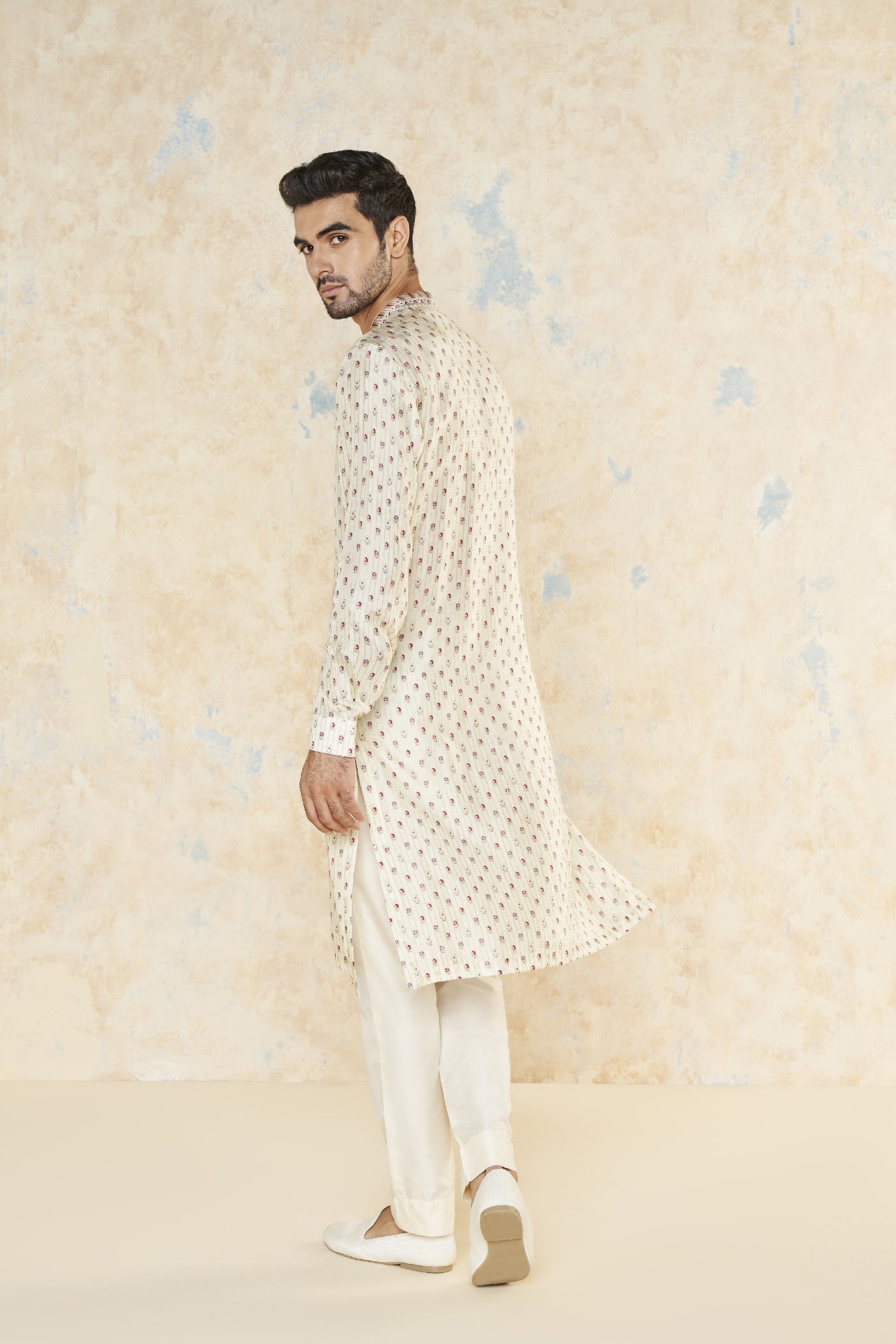 Anita Dongre Aadhavan Kurta Cream indian designer wear online shopping melange singapore