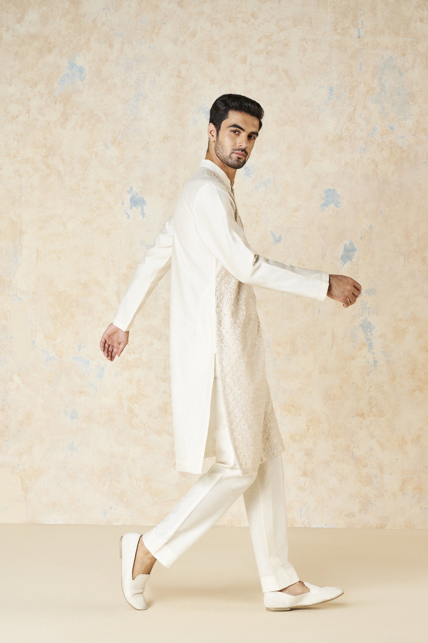 Anita Dongre Adhikrit Kurta White indian designer wear online shopping melange singapore