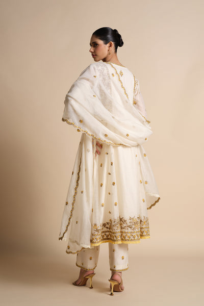 Anita Dongre Amra Embroidered Mul Suit Set Naturall indian designer wear online shopping melange singapore