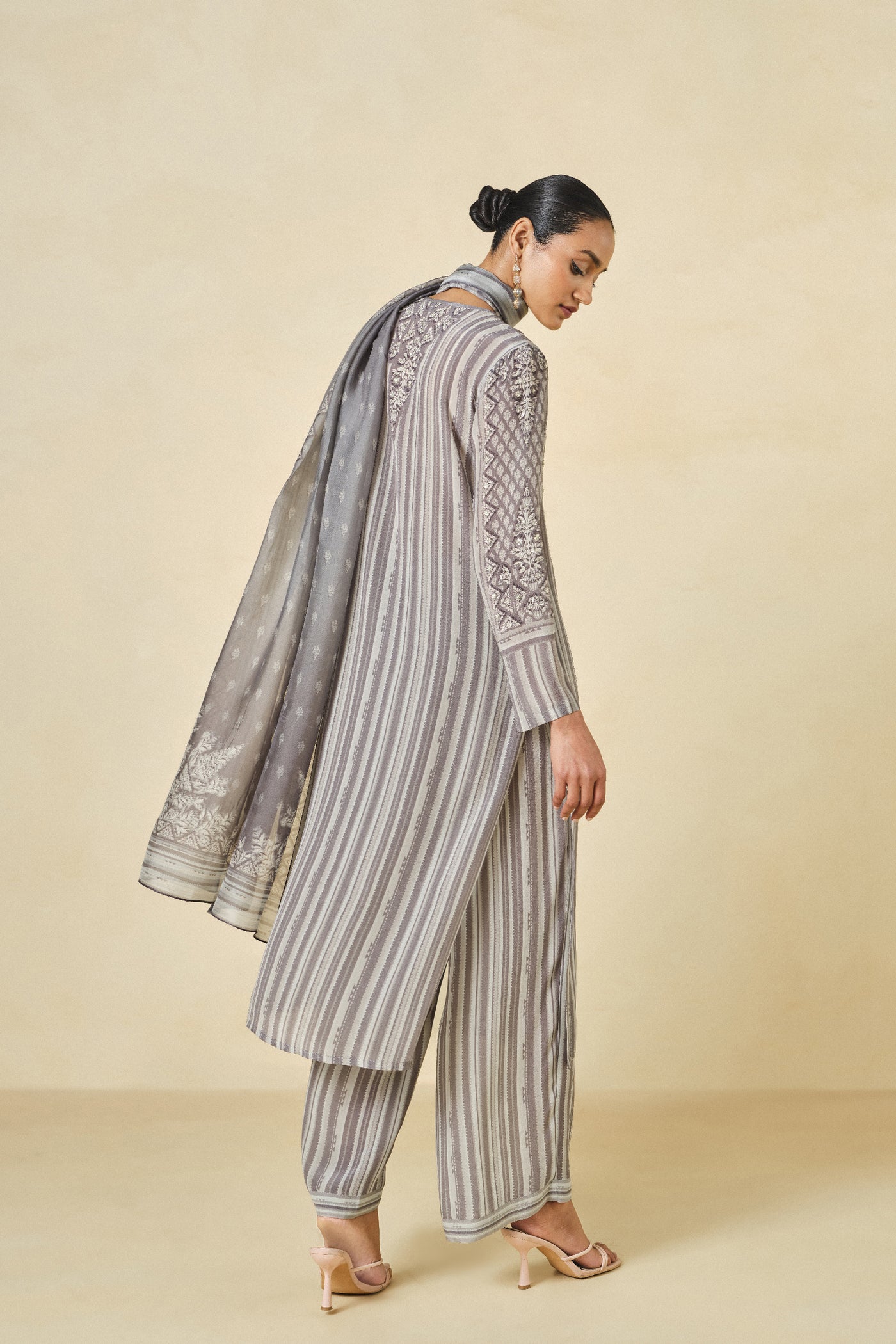 Anita Dongre Astilbe Suit Set Grey indian designer wear online shopping melange singapore