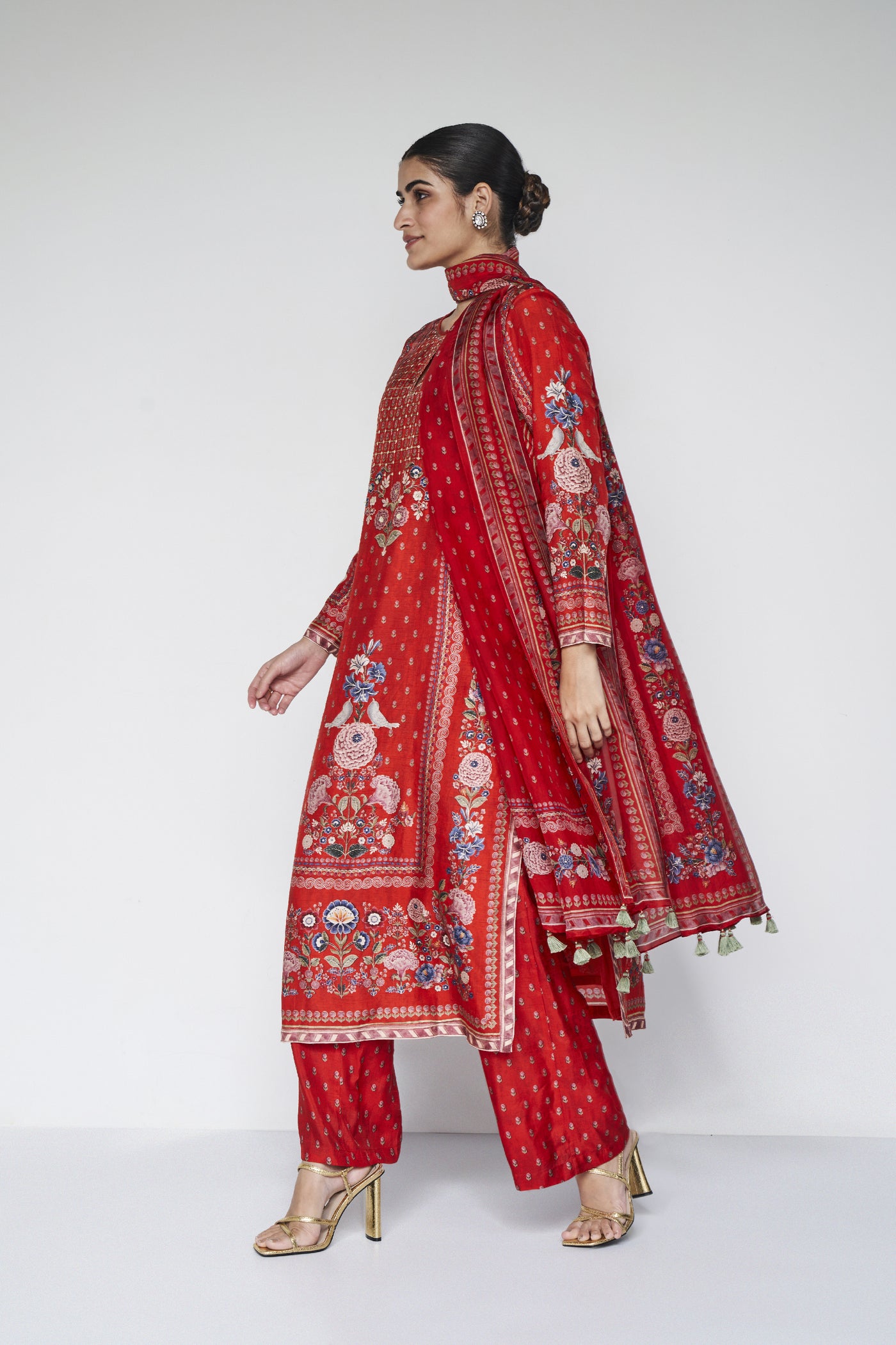 Anita Dongre Elnaz Suit Set Red indian designer wear online shopping melange singapore