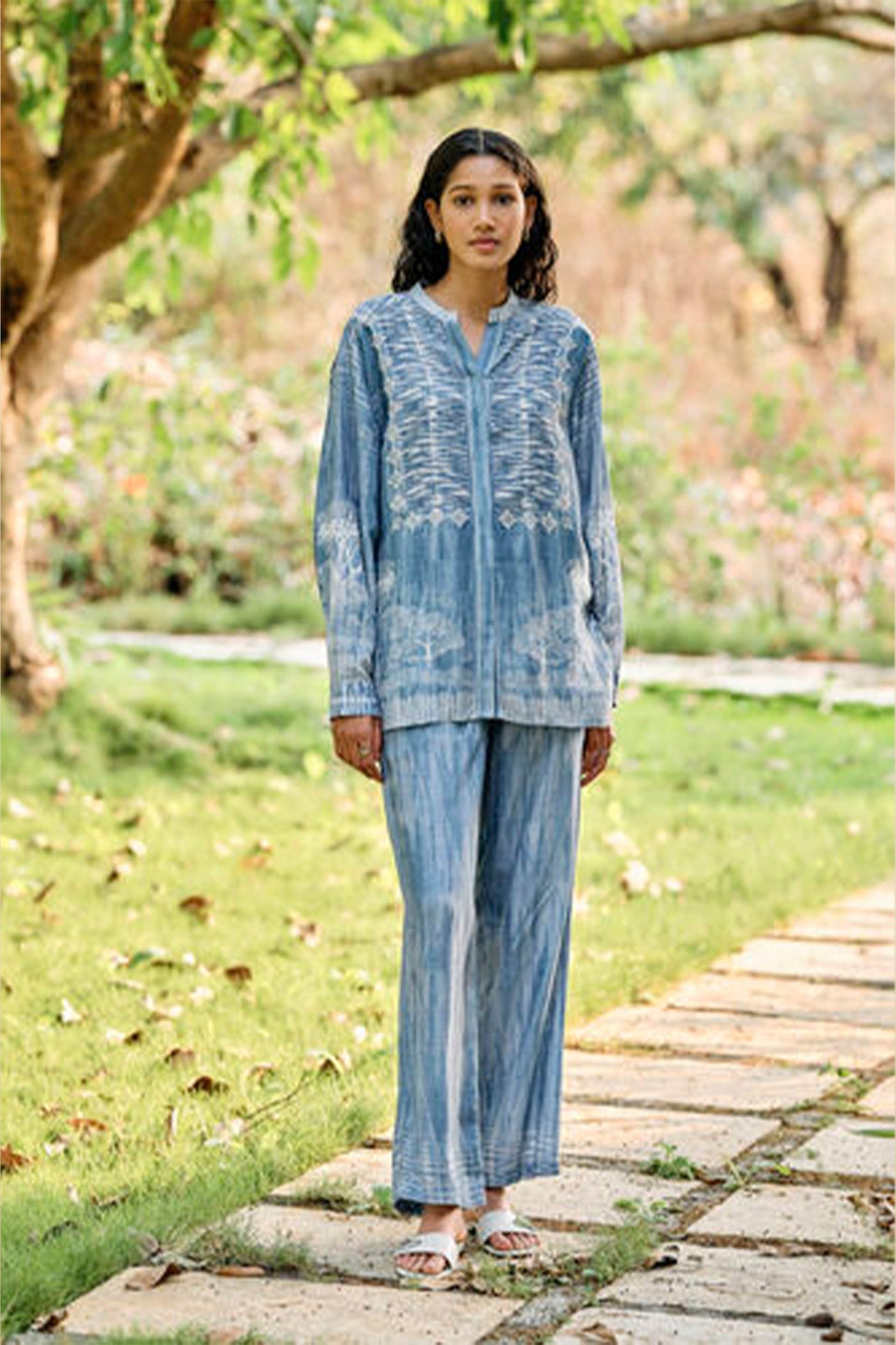 Anita Dongre Grassroot Creek Hand-embroidered Chikankari Linen Coord Blue indian designer wear online shopping melange singapore
