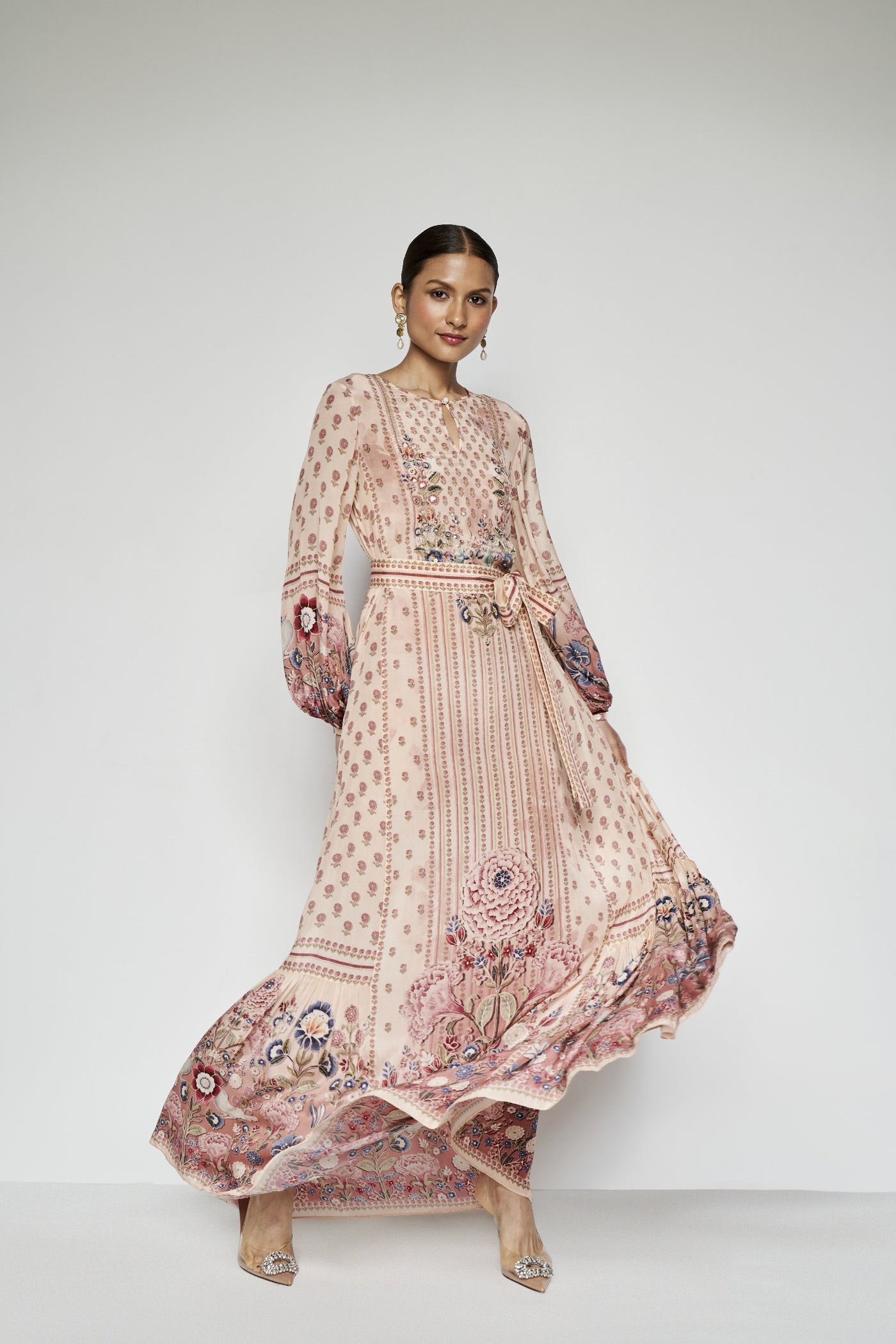 Anita Dongre Isbah Kaftan Peach indian designer wear online shopping melange singapore