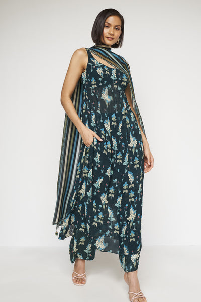 Anita Dongre Kesha Suit Set Green Indian designer wear online shopping melange singapore