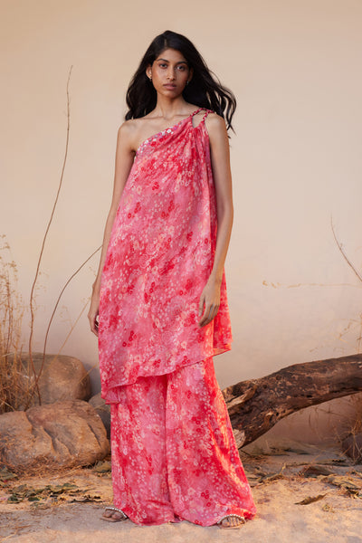 Love Notes by Anita Dongre unfolds a whirlpool of emotions! - Urban Asian