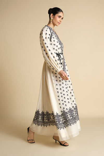 Anita Dongre Sawsan A-Line Embroidered Mul Kaftan indian designer wear online shopping melange singapore