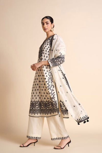Anita Dongre Sawsan Embroidered Mul Suit Set White indian designer wear online shopping melange singapore
