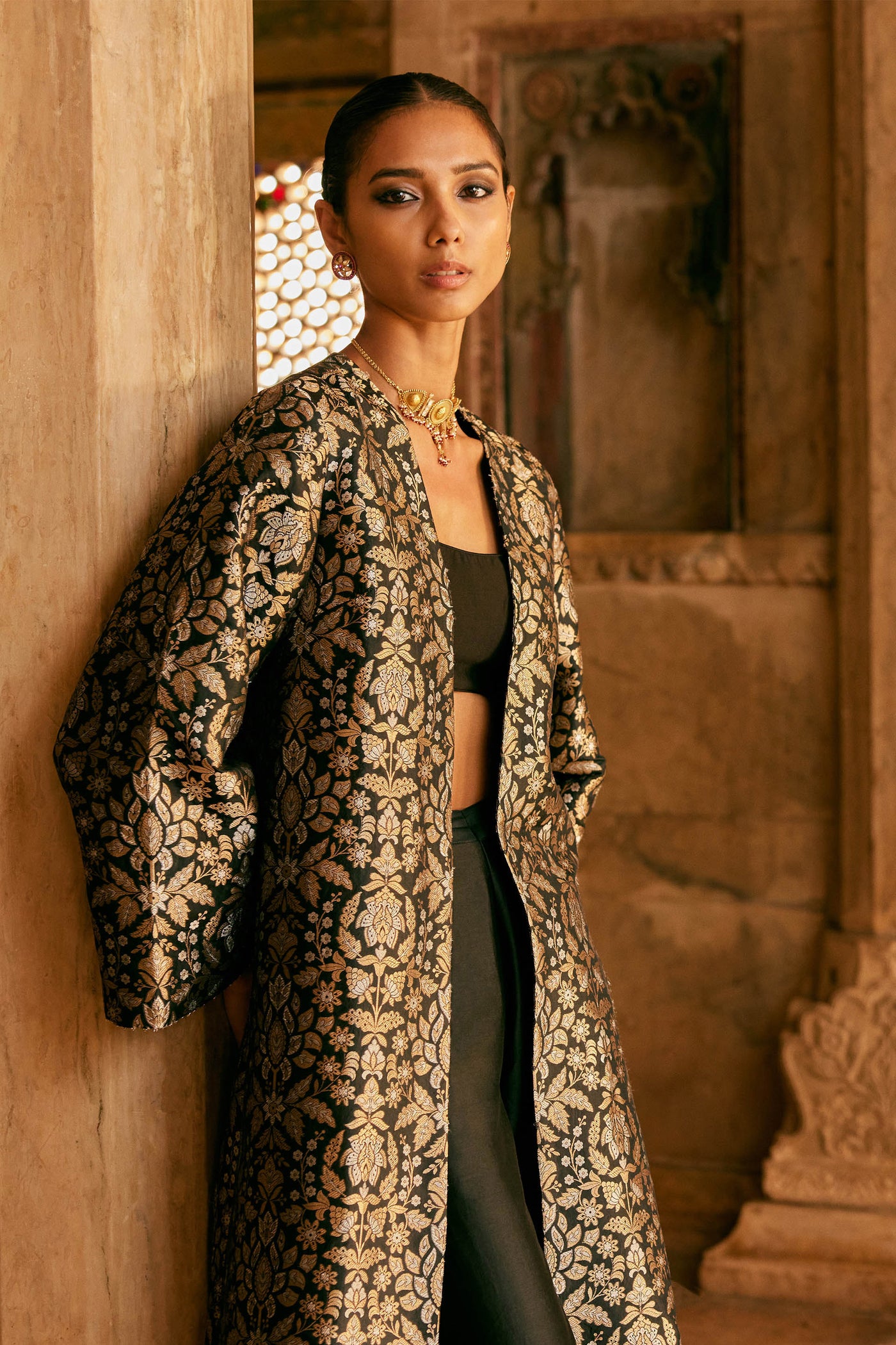 Anita Dongre Tamadur Handwoven Benarasi Silk Jacket Set Black indian designer wear online shopping melange singapore
