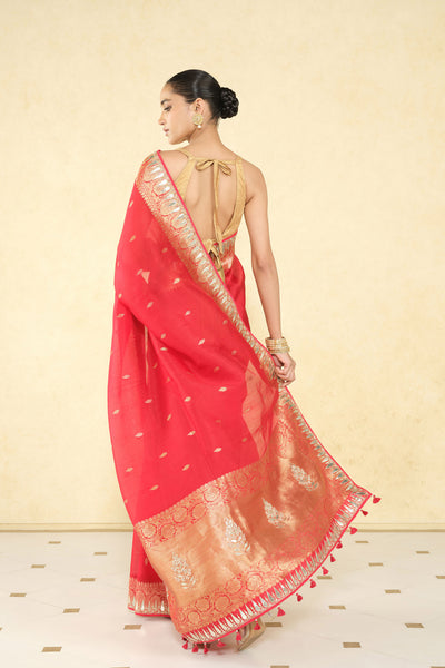 Anita Dongre Ulka Handwoven Benarasi Saree Set Red indian designer wear online shopping melange singapore