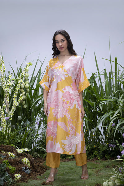 Archana Shah Wild Flower Oversize Kurta Set indian designer wear online shopping melange singapore