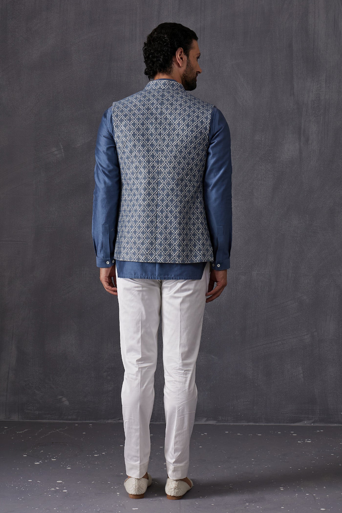 Arjan Dugal Cross Stitch Kairos 3.0 Nehru Jackett Indian designer wear online shopping melange singapore