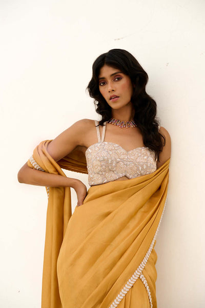 Chamee and Palak Manya Pre- drape Saree indian designer wear online shopping melange singapore 