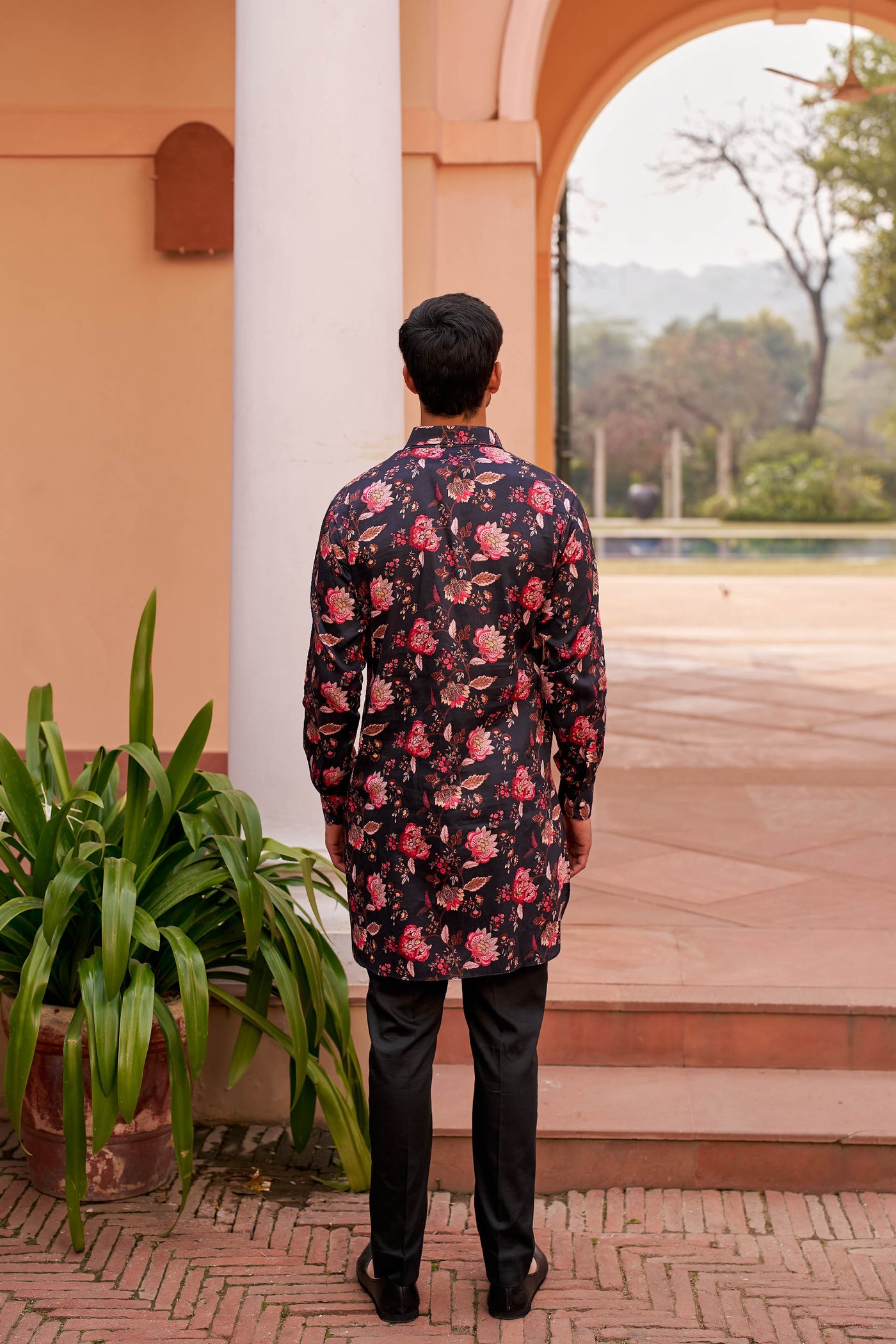 Chhavvi Aggarwal Menswear Black Printed Kurta Set indian designer wear online shopping melange singapore