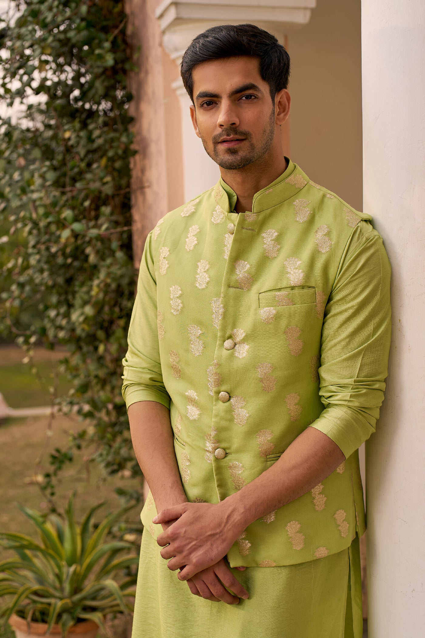 Chhavvi Aggarwal Menswear Green Kurta Set With Bundi indian designer wear online shopping melange singapore