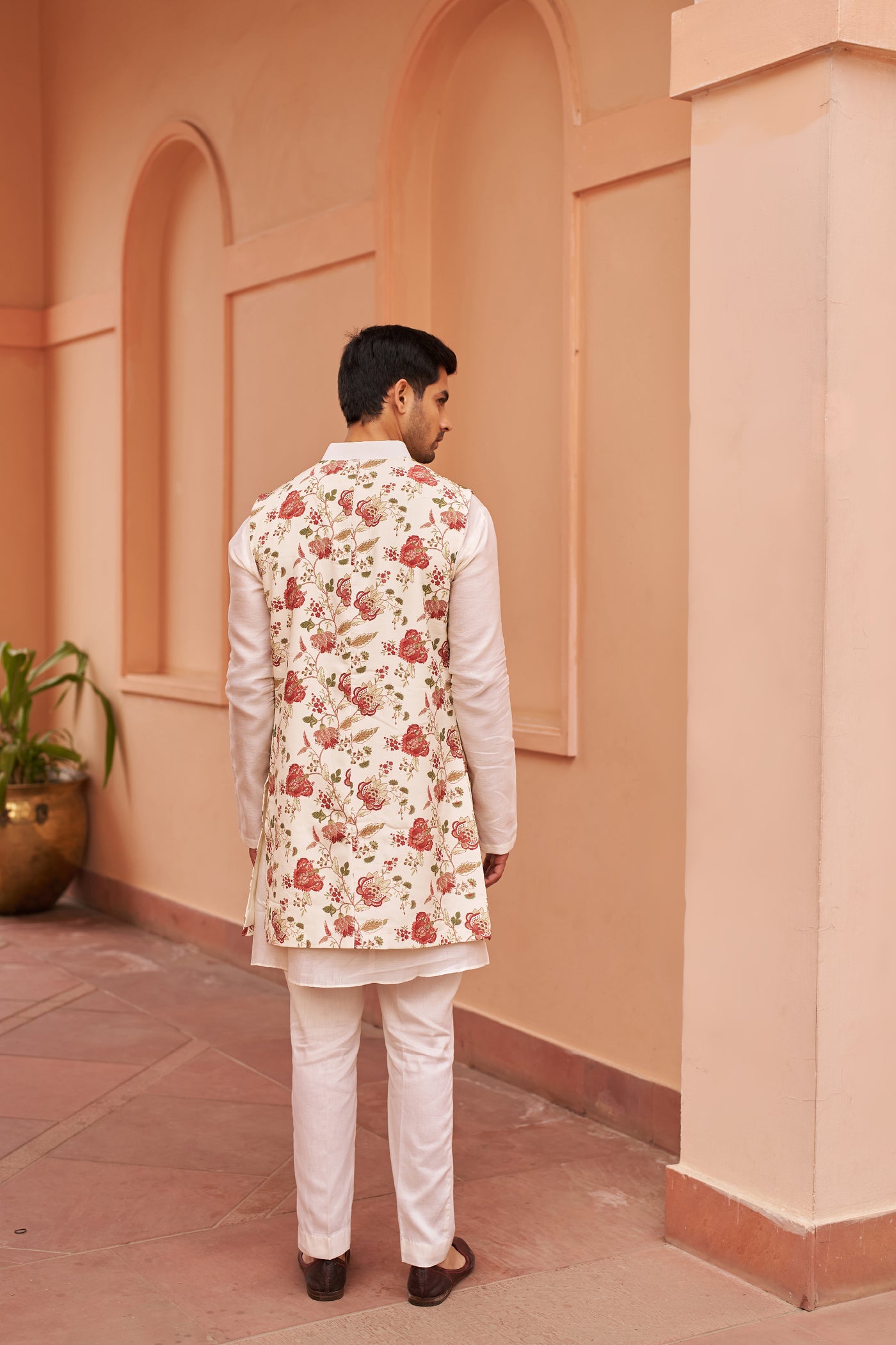 Chhavvi Aggarwal Menswear Ivory Kurta Set With Long Bundii indian designer wear online shopping melange singapore