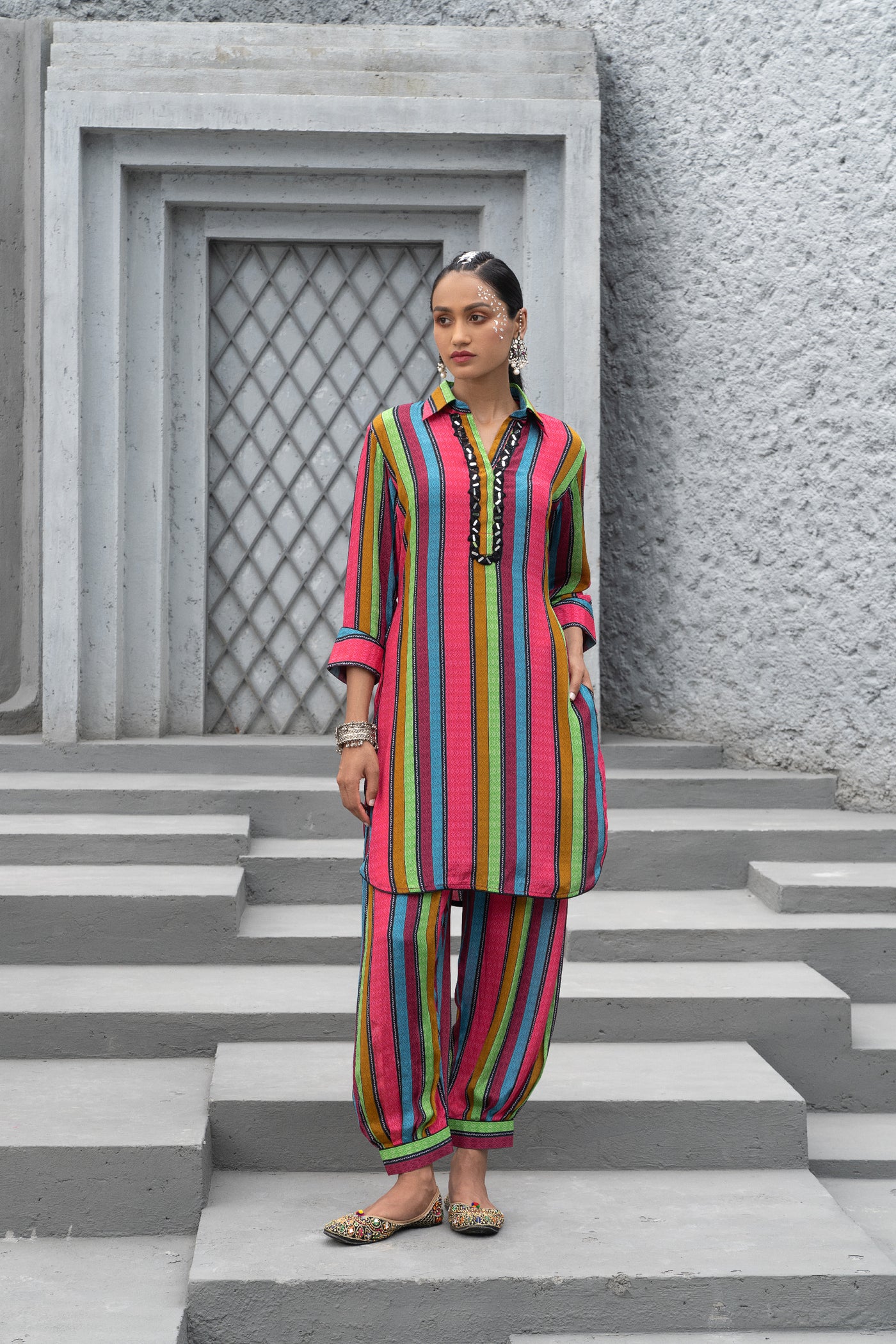 Chhavvi Aggarwal Raspberry Printed Kurta Set indian designer wear online shopping melange singapore