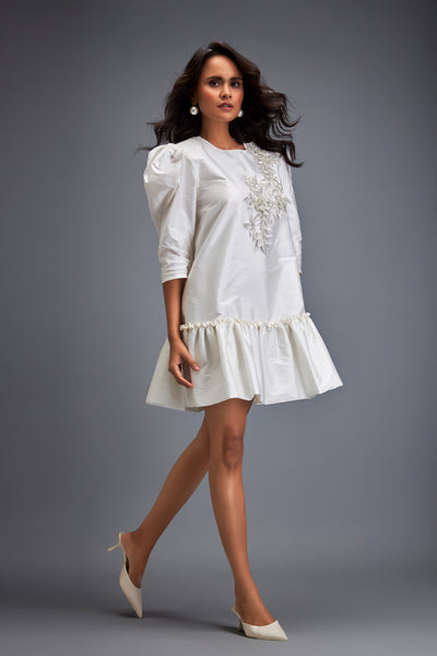 Deepika Arora Puffed Sleeves And Skirt White Indian designer wear online shopping melange singapore