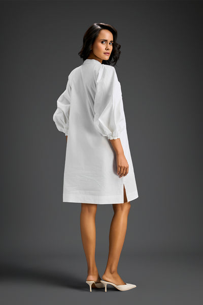 Deepika Arora V-neck Dress White Indian designer wear online shopping melange singapore 