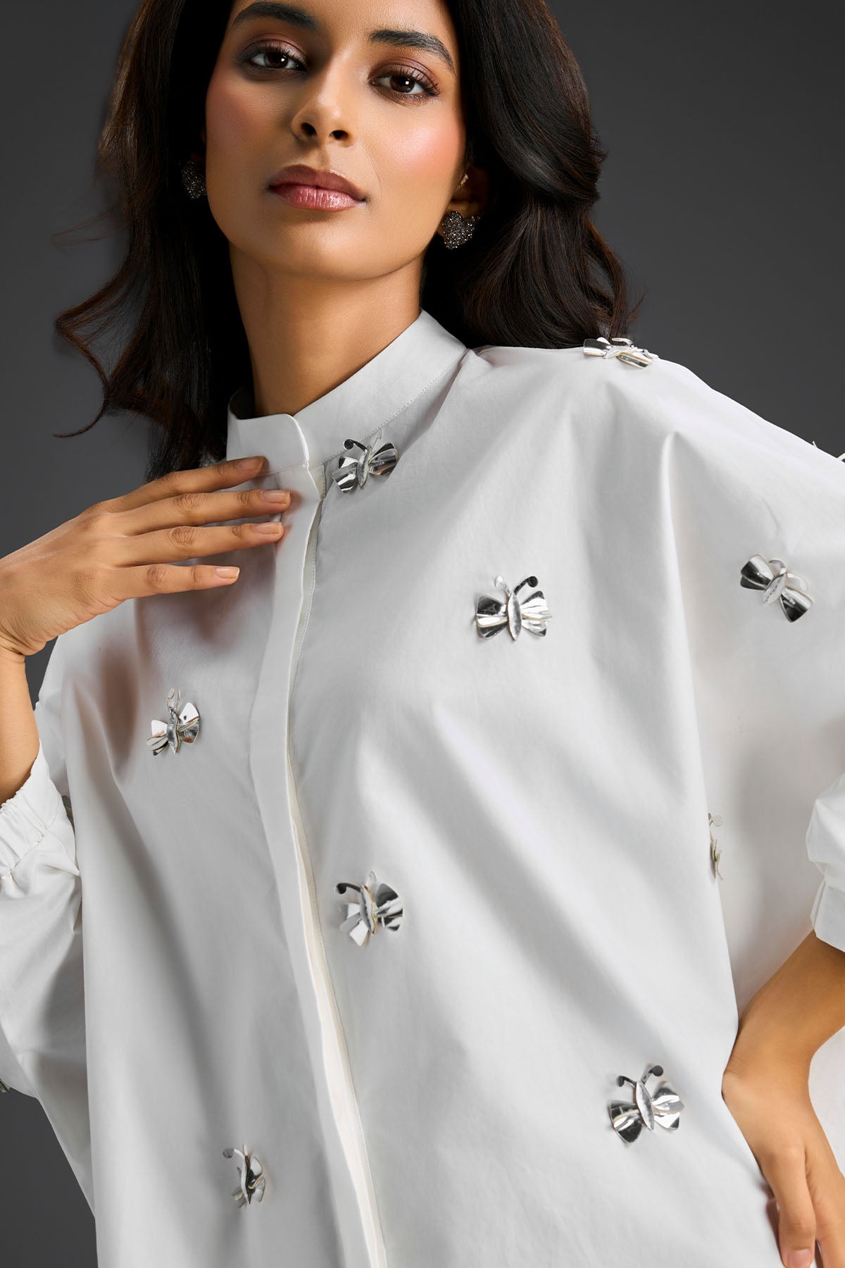 Deepika Arora White Oversized Cotton Shirt Dress Indian designer wear online shopping melange singapore 