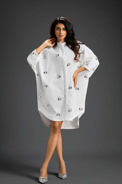 Deepika Arora White Oversized Cotton Shirt Dress Indian designer wear online shopping melange singapore 