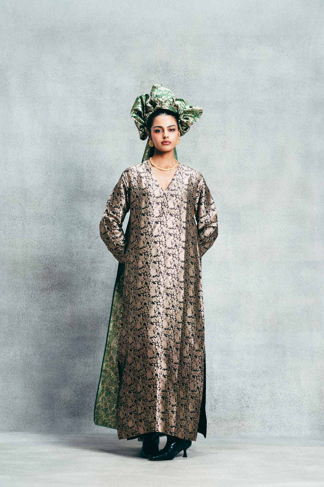 knee length dresses for ladies India Kaftan Black