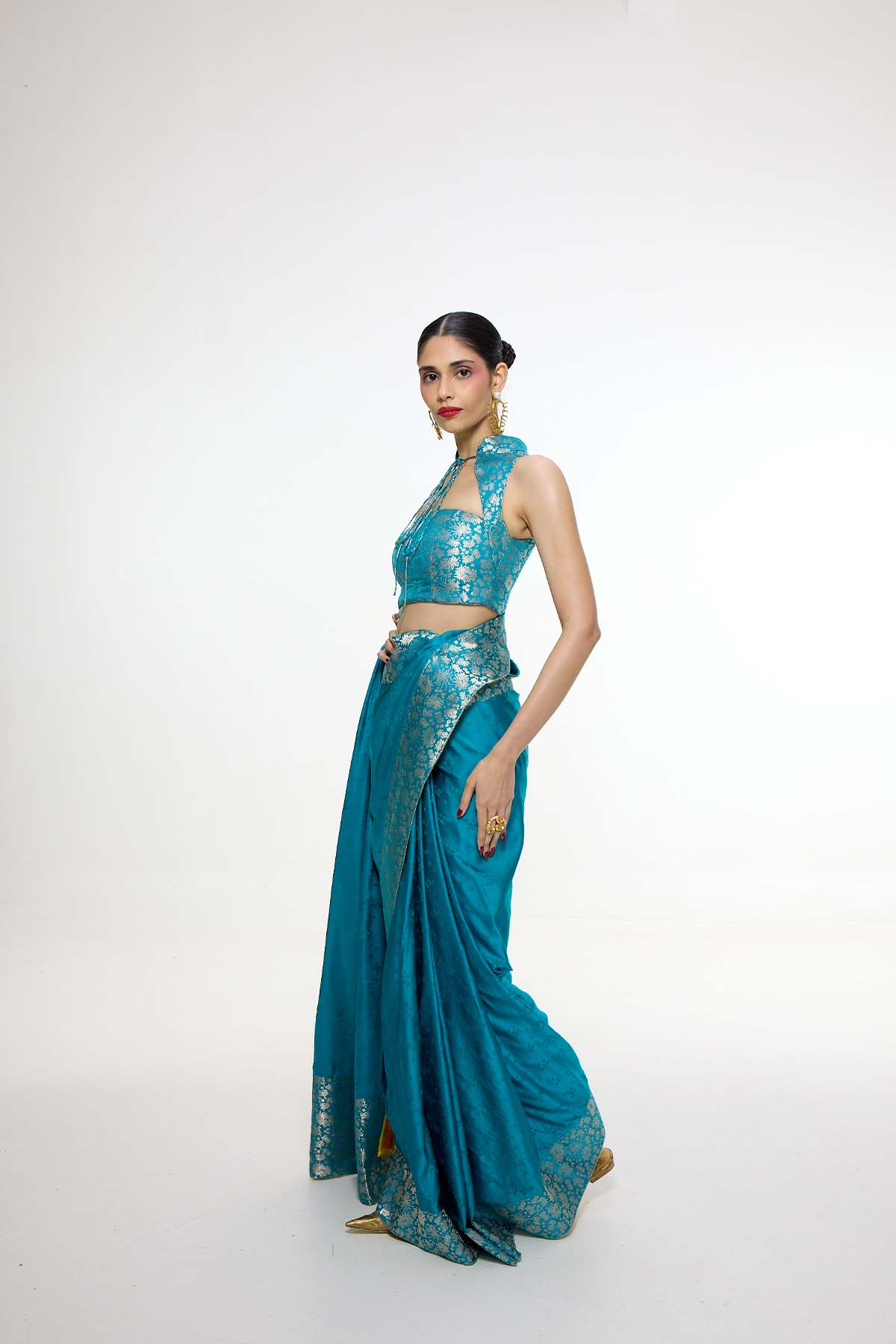 Ekaya Handwoven Coral Blue Saree indian designer wear online shopping melange singapore 