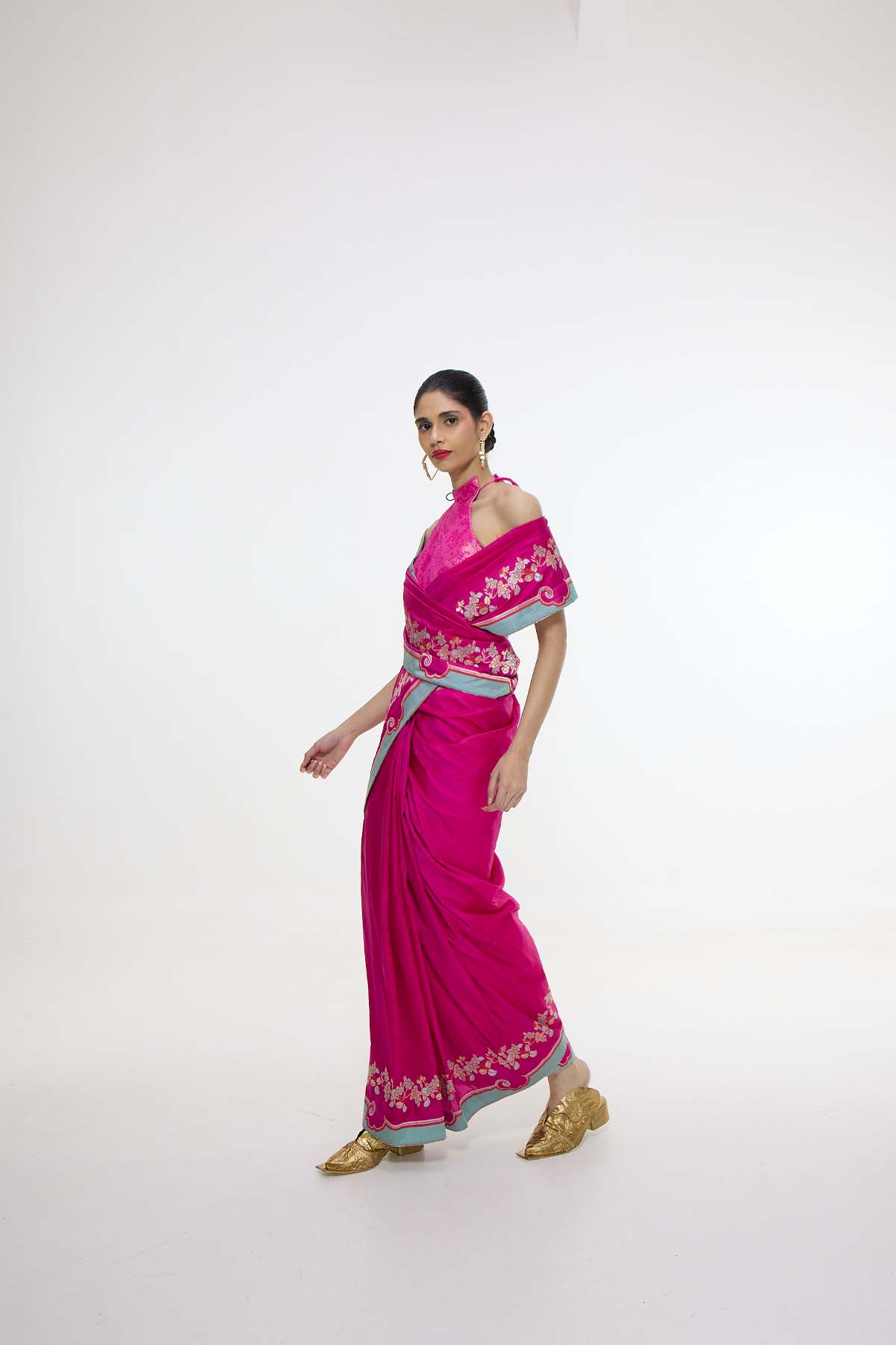 Ekaya Handwoven Fuschia Pink Mashroo Silk Saree indian designer wear online shopping melange singapore 