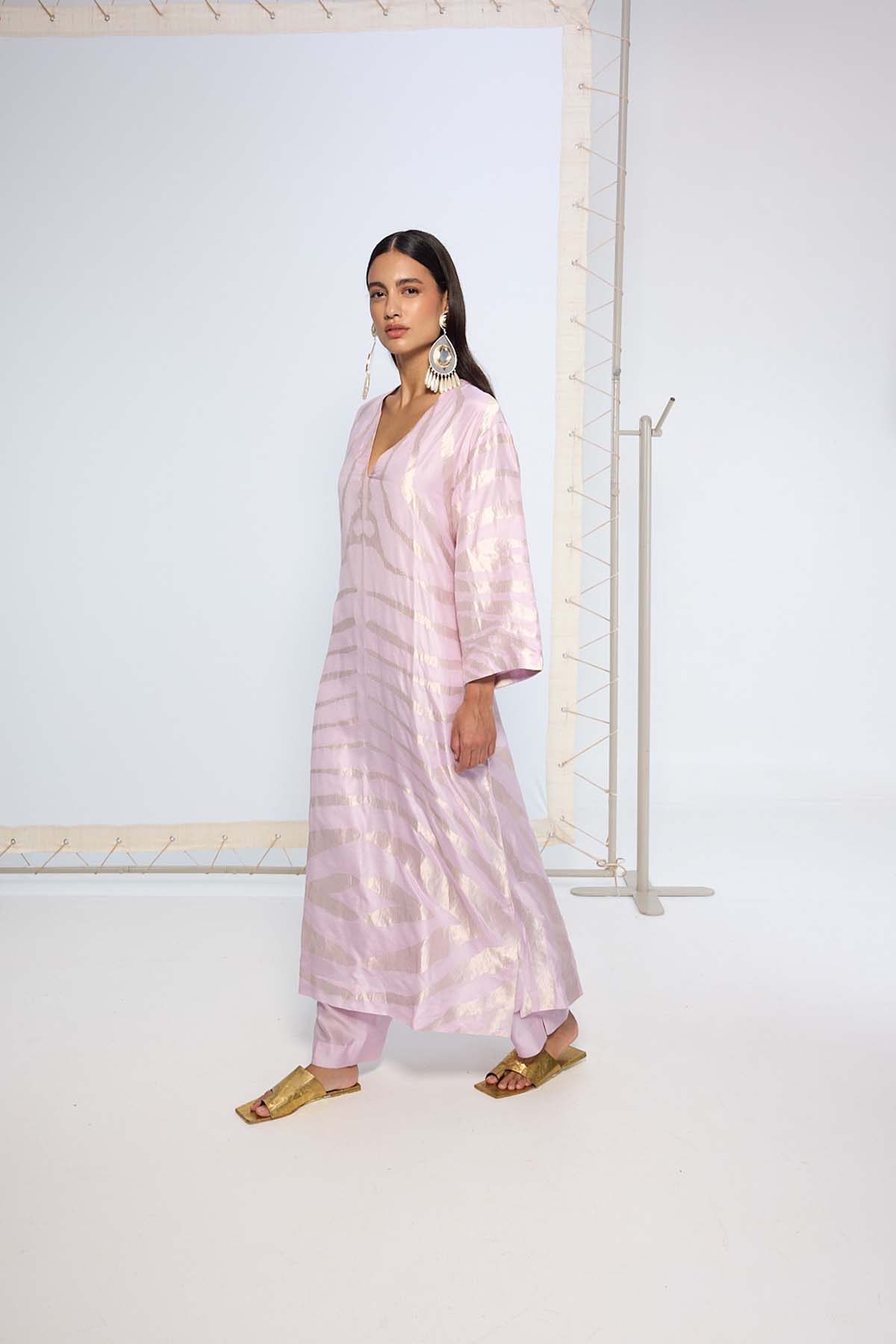 Ekaya Handwoven Lavender Silk Kurta Set indian designer wear online shopping melange singapore 
