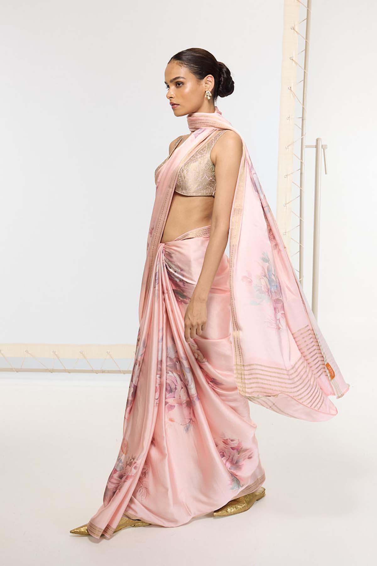 Ekaya Handwoven Rose Quartz Printed Saree indian designer wear online shopping melange singapore 