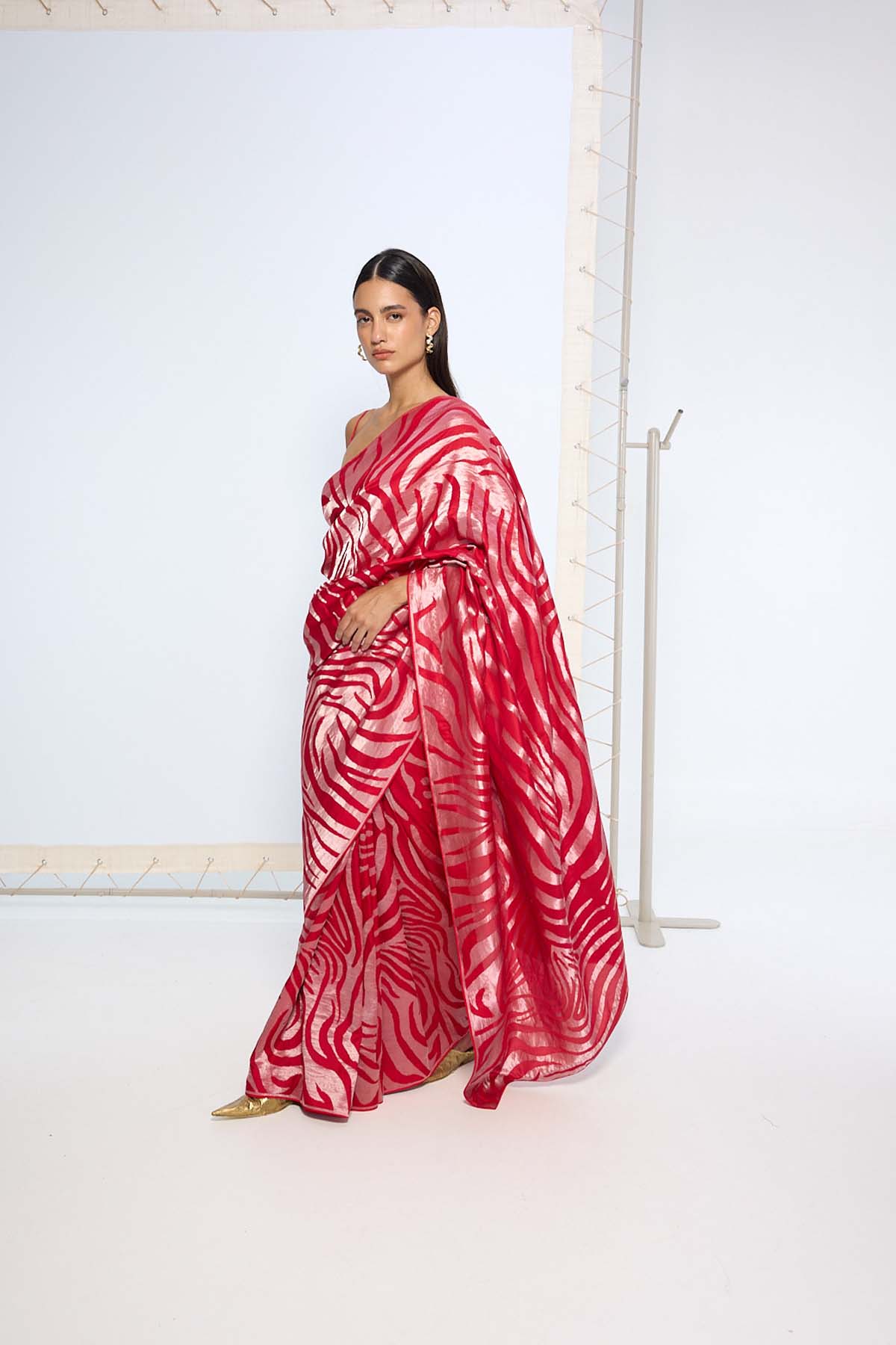 Ekaya Handwoven Scarlet Silk Saree indian designer wear online shopping melange singapore 
