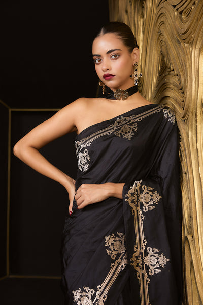 Ekaya The Goth Bride Saree indian designer wear online shopping melange singapore 
